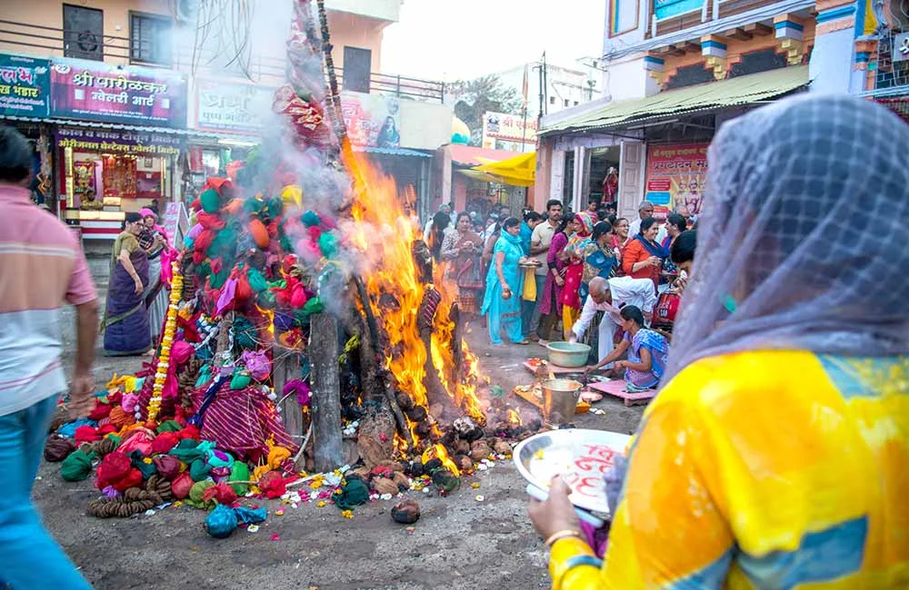 Holi Holi 2023 : होली 2023 की हार्दिक शुभकामनाएं, जानें शुभ मुहूर्त, शुभ मुहूर्त, शुभ मुहूर्त, समय